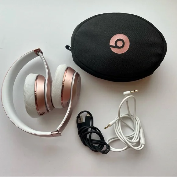 Beats by Dr Dre - Solo 2 rose gold headphones - Picture 7 of 7
